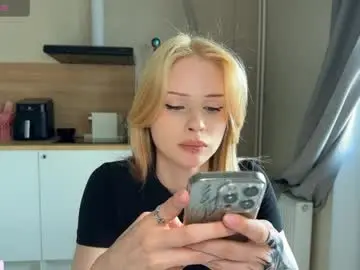 Nude Webcam with sweetielis - Chaturbate