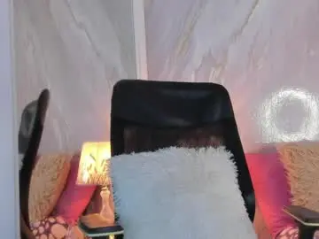 Adult Webcam with helena_santos01 - Chaturbate