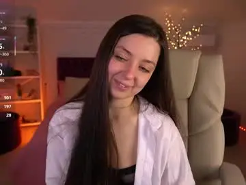 Nude Webcam with diamondeyeess - Chaturbate