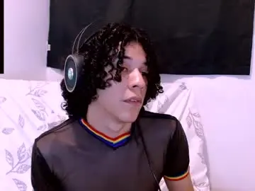 Watch Live Sex Cams with isidroglasc - Chaturbate