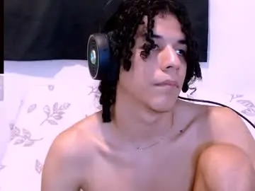 Live Sex with isidroglasc - Chaturbate