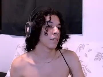Live Sex Cam with isidroglasc - Chaturbate