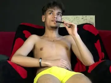 Nude Webcam with kevinspice - Chaturbate