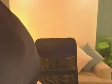 Adult Webcam with andrecastaneda - Chaturbate