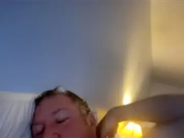 Best live sex cam show with luvtobenude21 - Chaturbate