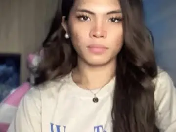 Nude Webcam with yourehot_pretty - Chaturbate