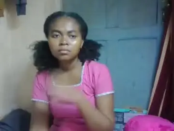 Watch Live Sex Cams with nilahmarie - Chaturbate