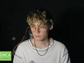 Best live sex cam show with kirill_20_cm - Chaturbate