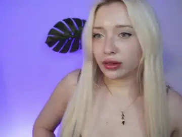 Live Sex Cam with kitsuwaifu - Chaturbate