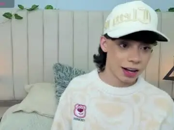 Nude Webcam with milan_zapata - Chaturbate