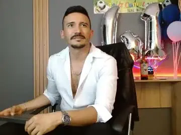 Live Sex with reiko_85_ - Chaturbate