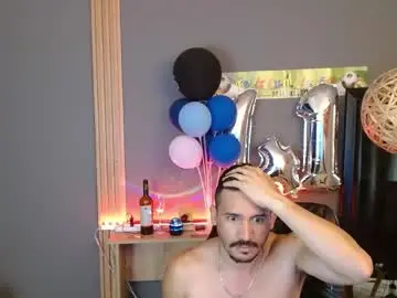 Nude Webcam with reiko_85_ - Chaturbate