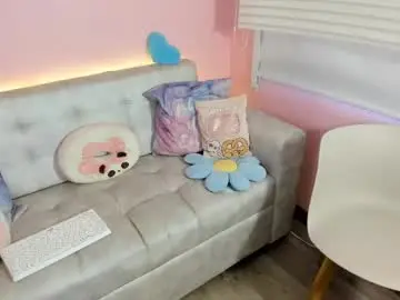 Free Porn Cam with tiny_cora - Chaturbate