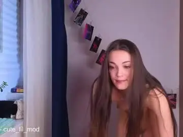 Live Sex with kiraturner - Chaturbate