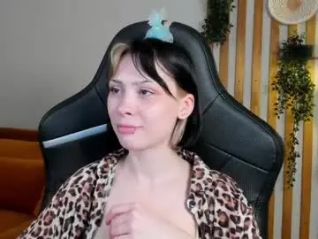 Live Porn with lexawilds - Chaturbate