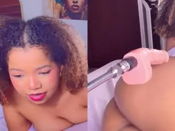 Sex Cam with xxkinkynatashaxx - Chaturbate