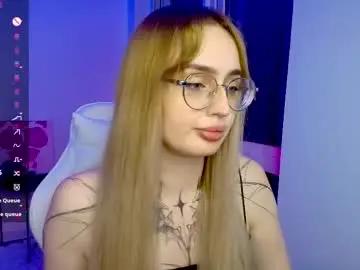 Free Live Porn with arcticivy - Chaturbate