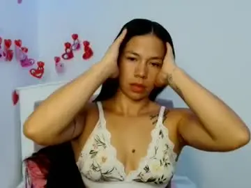 Adult Webcams with lauracb_ - Chaturbate