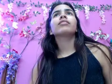 Sex Cam with skinnysofia18 - Chaturbate