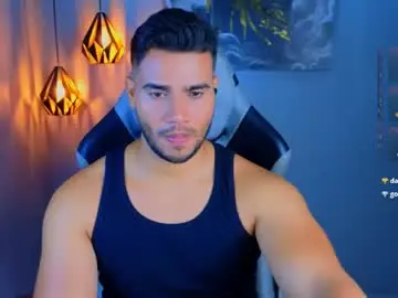 Live Sex Cam with andresfiit - Chaturbate