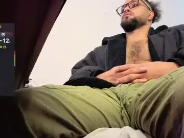 Free Porn Cam with ernesto_rodriguez_82 - Chaturbate
