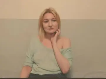 Live Porn with the_basic_instinctt - Chaturbate