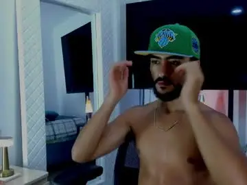 Nude Webcam with david_johnson372 - Chaturbate