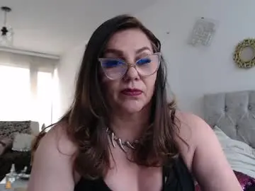 Live Sex Cam with myrnasexxx - Chaturbate
