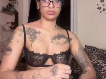 Sex Cam with turntpixie - Chaturbate
