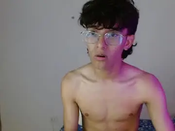 Live Sex Cam with noah_millerx_ - Chaturbate
