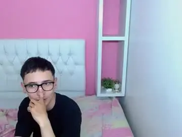 Live Sex with xcoupleplayxx - Chaturbate