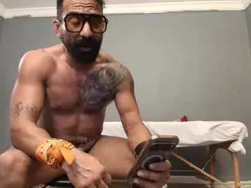 Live Porn with charlieprospect - Chaturbate