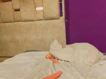 Sex Cam with cherryy_lov - Chaturbate