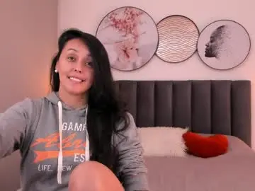 Nude Webcam with saharagarcia - Chaturbate