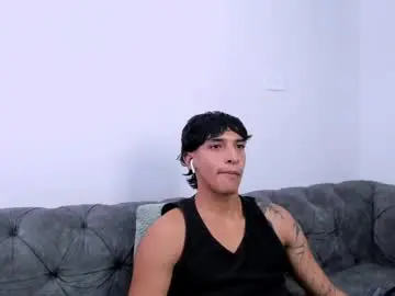 Free Porn Cam with kroywave - Chaturbate
