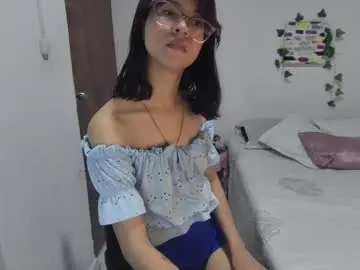Adult Video Chat with sarahsmitt - Chaturbate