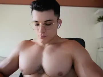Nude Webcam with maximohoot - Chaturbate