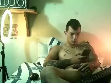 Sex Cam with yeisoncastellanos1999 - Chaturbate