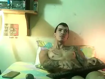 Free Porn Cam with yeisoncastellanos1999 - Chaturbate
