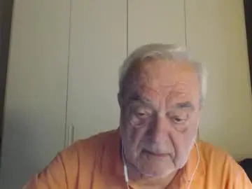 Watch Live Sex Cams with ciaoamoremio3 - Chaturbate