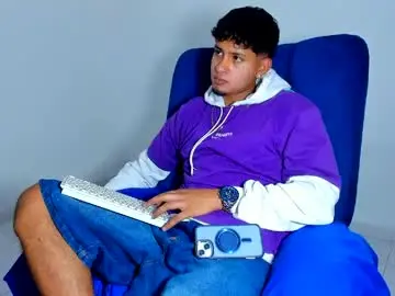 Nude Webcam with dominick_king - Chaturbate
