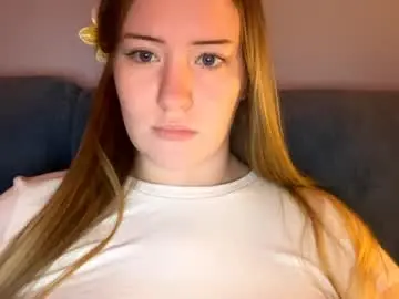 Live Sex Cam with lisi_kiss_ - Chaturbate