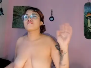 Live Sex Cam with maddy_jhonsson - Chaturbate