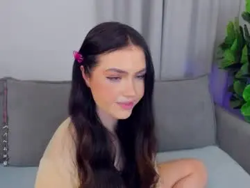 Live Sex Cam with sexyangeloux - Chaturbate