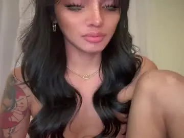 Nude Webcam with lowla_19 - Chaturbate