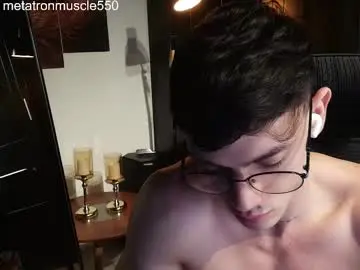 Live Sex Cam with metatron_muscle - Chaturbate