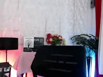 Watch Live Sex Cams with horny_jamesxxx - Chaturbate