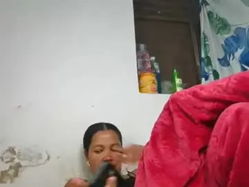 Free Live Porn with miora620846 - Chaturbate