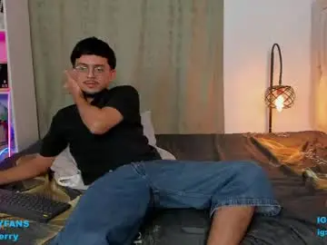 Live Sex Cam with boy_jerry - Chaturbate