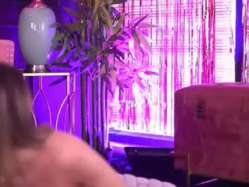 Free Live Porn with odettebensen - Chaturbate